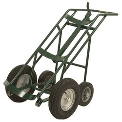 Camiones Serie 600, ruedas delanteras neumáticas de 16" con freno de disco; ruedas traseras de caucho macizo de 10" con freno de disco
