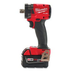 Llave de impacto compacta M18 FUEL™ con pasador de retención, 18 V, 2400 RPM, incluye baterías, cargador y estuche