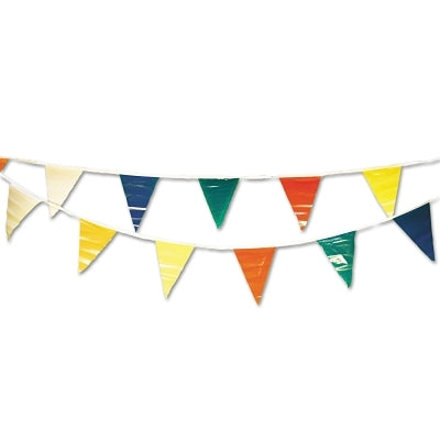 Multicolor vinyl pennant measuring 23 x 30 cm and 18 m of rope.
