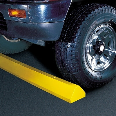 Tope de estacionamiento de plástico reciclado, 106 pulgadas de largo x 10 pulgadas de ancho x 2 pulgadas de alto, amarillo, con punta SL HDW