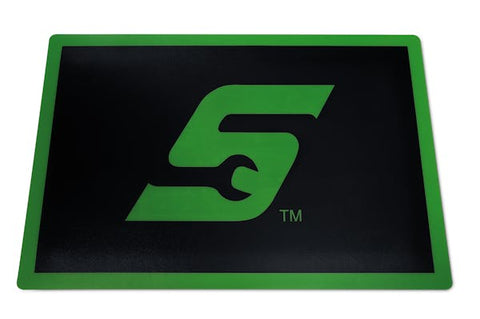 Tapete acolchado con logotipo “S” de 54 x 36" (verde extremo)