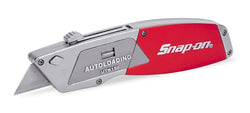 Cuchillo utilitario de carga automática